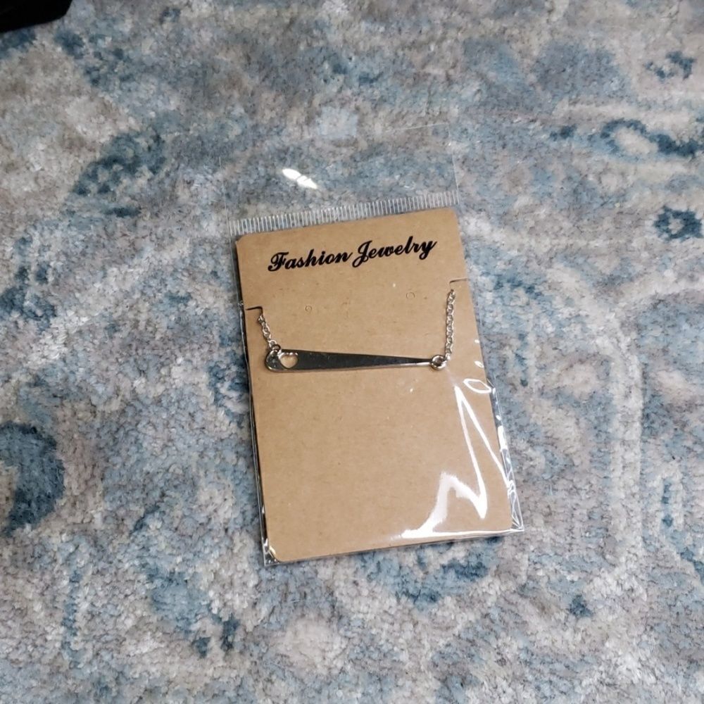 Beautiful baseball necklace  - Picture 4 of 4